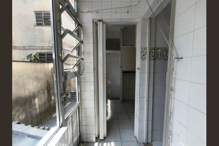 Apartamento à venda com 70m², 2 quartos e sem vagaÁrea de Serviço