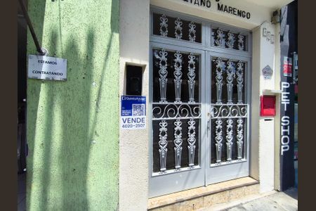 Apartamento à venda com 70m², 2 quartos e sem vagaFachadda + Plaquinha