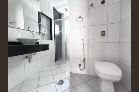 Apartamento à venda com 70m², 2 quartos e sem vagaBanheiro da Suíte