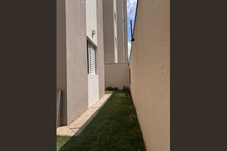 Apartamento para alugar com 80m², 2 quartos e 1 vagaVaranda