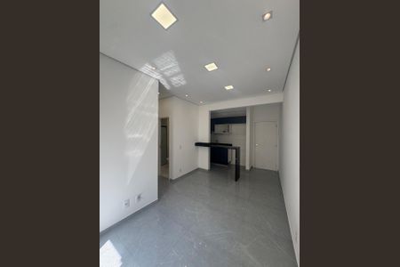 Apartamento para alugar com 80m², 2 quartos e 1 vagaSala 
