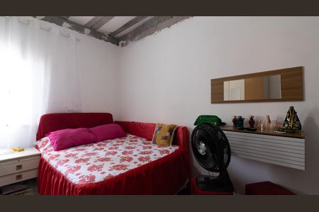 Casa à venda com 130m², 4 quartos e 1 vagaSuíte 2