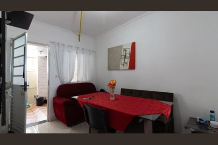 Sala de casa à venda com 4 quartos, 130m² em Jardim Artur Alvim, São Paulo