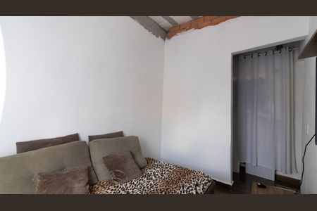 Casa à venda com 130m², 4 quartos e 1 vagaQuarto