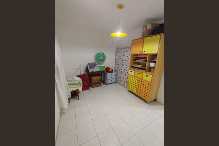 Casa à venda com 3 quartos, 155m² em Jardim Santa Mena, Guarulhos