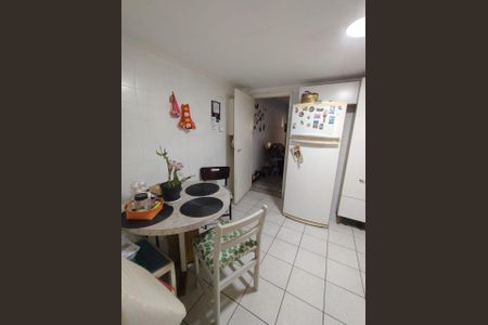 Casa à venda com 3 quartos, 155m² em Jardim Santa Mena, Guarulhos