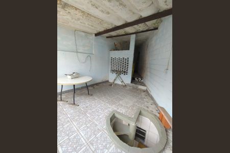 Casa à venda com 3 quartos, 155m² em Jardim Santa Mena, Guarulhos