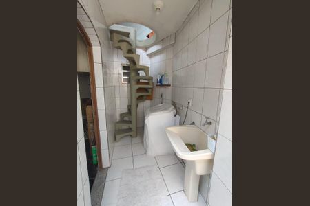 Casa à venda com 3 quartos, 155m² em Jardim Santa Mena, Guarulhos