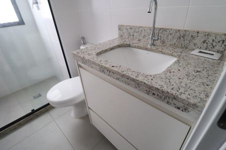 Apartamento para alugar com 81m², 3 quartos e 2 vagasBanheiro Social