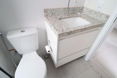 Apartamento para alugar com 81m², 3 quartos e 2 vagasBanheiro Social