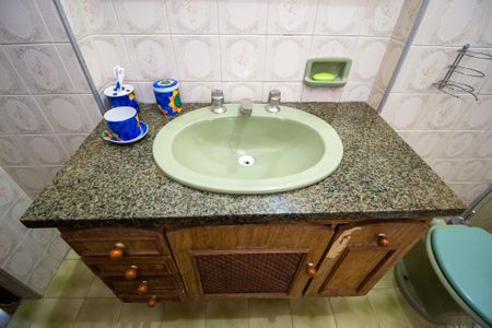 Casa para alugar com 360m², 3 quartos e 4 vagasBanheiro da Suíte 2