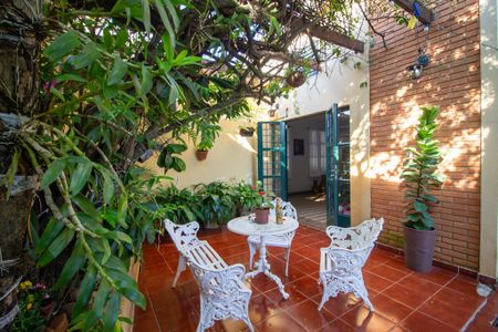 Casa para alugar com 360m², 3 quartos e 4 vagasÁrea externa