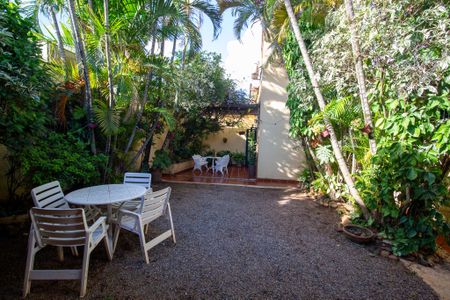 Casa para alugar com 360m², 3 quartos e 4 vagasÁrea externa