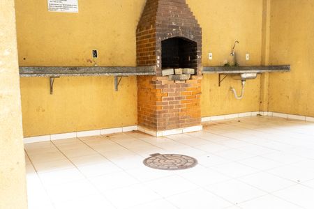 Apartamento para alugar com 52m², 2 quartos e sem vagaÁrea comum - Churrasqueira