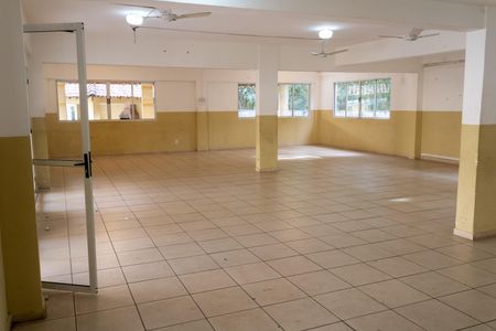 Apartamento para alugar com 52m², 2 quartos e sem vagaÁrea comum - Salão de festas