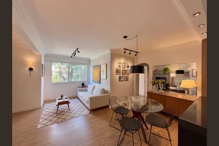 Sala  de apartamento à venda com 2 quartos, 64m² em Campo Belo, São Paulo