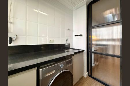 Apartamento à venda com 64m², 2 quartos e 1 vagaÁrea de Serviço