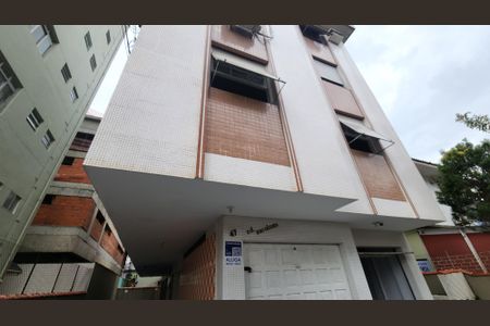 Apartamento para alugar com 98m², 2 quartos e 1 vaga Apartamento para alugar com 98m², 2 quartos e 1 vagaFachada