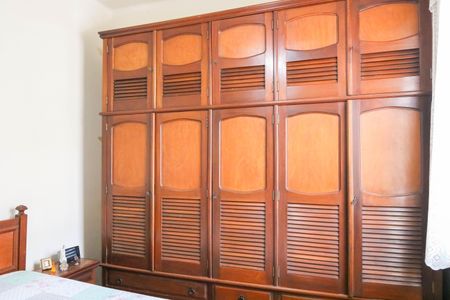 Quarto 1 de apartamento à venda com 2 quartos, 200m² em Todos Os Santos, Rio de Janeiro