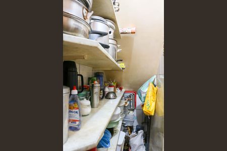 Casa à venda com 200m², 2 quartos e 1 vagaDespensa