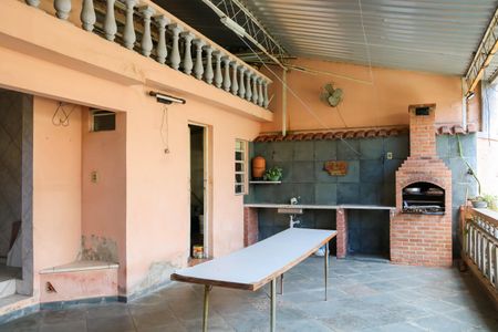 Casa à venda com 200m², 2 quartos e 1 vagaTerraço