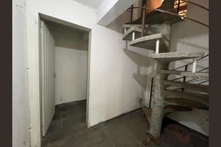 Casa para alugar com 2 quartos, 100m² em Vila Santo Antônio, Cotia