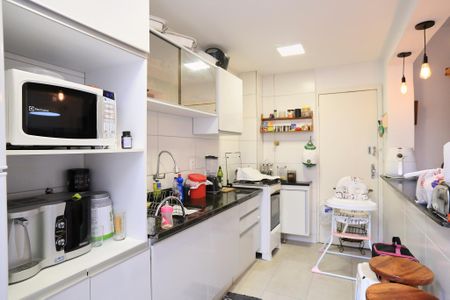 Apartamento à venda com 130m², 3 quartos e 2 vagasCozinha