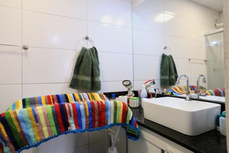 Apartamento à venda com 130m², 3 quartos e 2 vagasBanheiro da Suíte