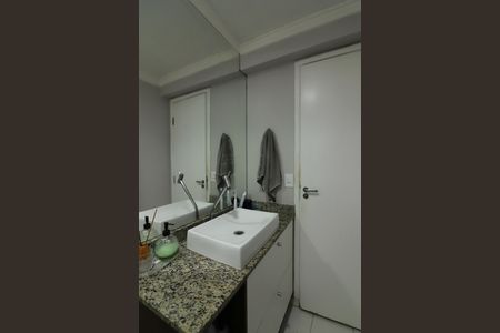 Apartamento à venda com 80m², 3 quartos e 2 vagasBanheiro Social