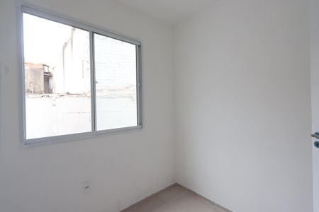 Quarto 2 de apartamento para alugar com 2 quartos, 34m² em Vila Ema, São Paulo