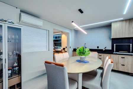 Apartamento à venda com 110m², 3 quartos e 2 vagasVaranda da Sala