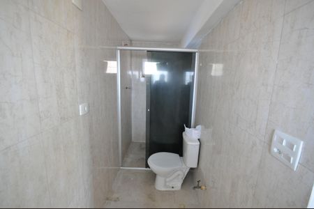 Casa à venda com 125m², 2 quartos e 1 vagaBanheiro do Quarto Suíte