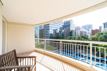 Apartamento para alugar com 77m², 2 quartos e 1 vagaVaranda