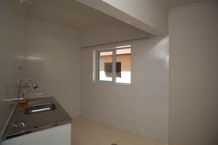 Cozinha e Área de Serviço de apartamento para alugar com 2 quartos, 49m² em Parque Novo Mundo, São Paulo