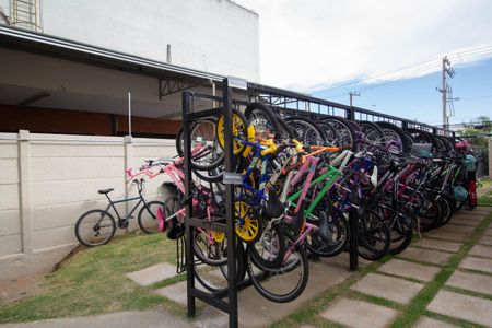 Apartamento para alugar com 33m², 2 quartos e sem vaga Apartamento para alugar com 33m², 2 quartos e sem vagaÁrea comum - Bicicletário