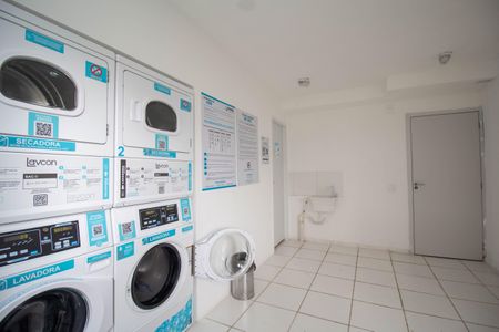 Apartamento para alugar com 33m², 2 quartos e sem vaga Apartamento para alugar com 33m², 2 quartos e sem vagaLavanderia