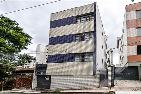 Apartamento à venda com 102m², 3 quartos e 1 vagaFachada