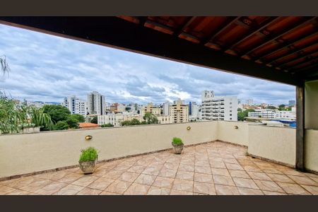 Apartamento à venda com 114m², 3 quartos e 1 vaga Apartamento à venda com 114m², 3 quartos e 1 vagaCobertura