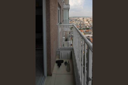 Apartamento à venda com 37m², 2 quartos e 1 vaga Apartamento à venda com 37m², 2 quartos e 1 vagaVaranda