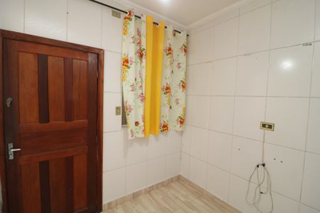 Sala de casa para alugar com 2 quartos, 50m² em Vila Santa Clara, São Paulo