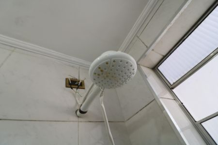 Banheiro de casa para alugar com 2 quartos, 50m² em Vila Santa Clara, São Paulo