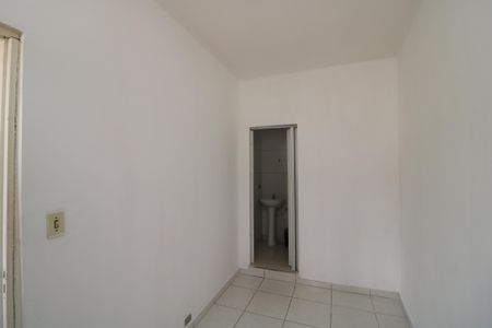 Quarto de casa para alugar com 2 quartos, 50m² em Vila Santa Clara, São Paulo