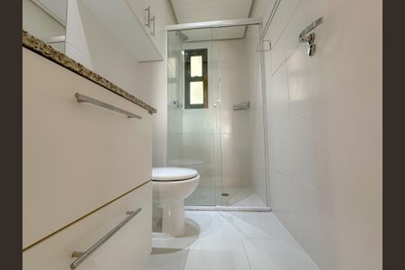 Apartamento à venda com 85m², 3 quartos e 2 vagas Apartamento à venda com 85m², 3 quartos e 2 vagasBanheiro Social