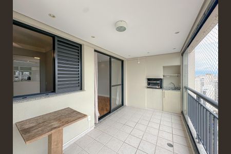 Apartamento à venda com 85m², 3 quartos e 2 vagas Apartamento à venda com 85m², 3 quartos e 2 vagasVaranda