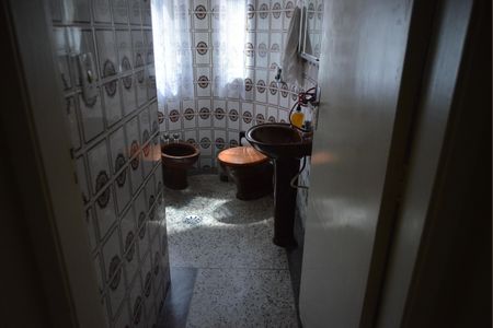 Casa à venda com 116m², 2 quartos e 3 vagasBanheiro Social