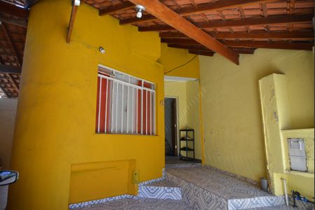 Casa à venda com 116m², 2 quartos e 3 vagasGaragem