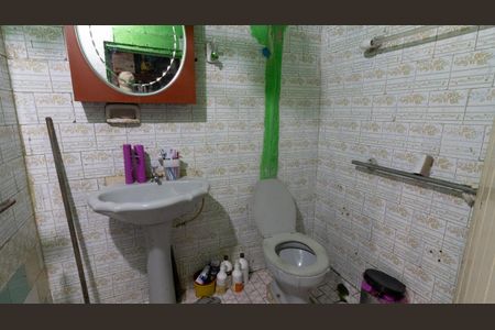 Casa à venda com 70m², 1 quarto e 2 vagasBanheiro 2