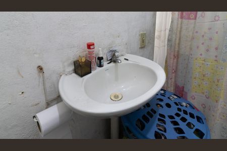 Casa à venda com 70m², 1 quarto e 2 vagasBanheiro 1