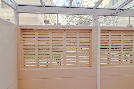 Vista do Quarto 1 de apartamento para alugar com 2 quartos, 58m² em Jardim Santa Emilia, São Paulo