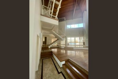 Casa de condomínio à venda com 432m², 4 quartos e 6 vagasFoto 03